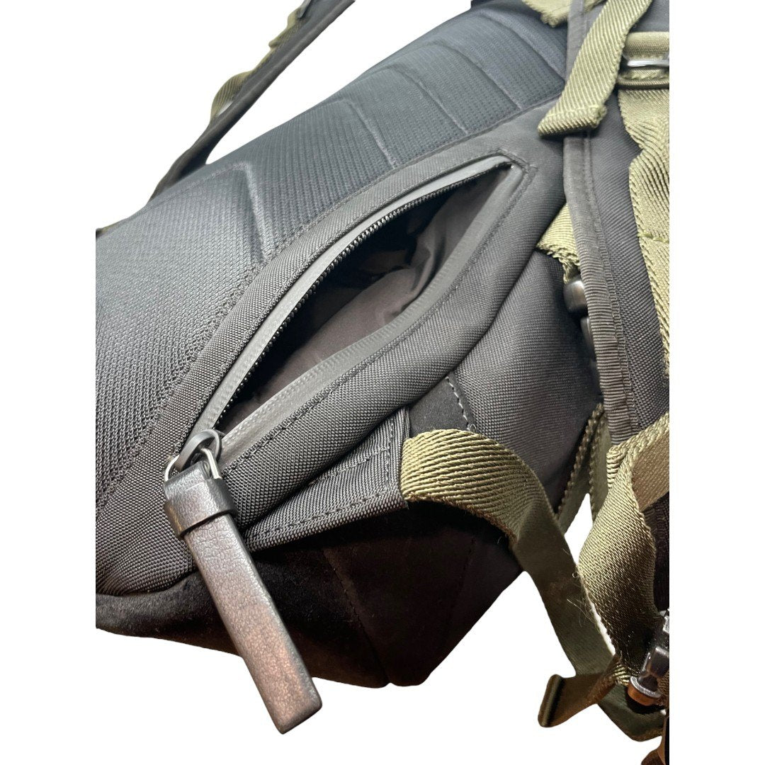 MONCLER ARGENS BACKPACK モンクレール バックパック メンズ 中古 IT1