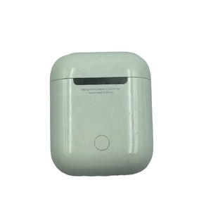 Apple AirPods with Charging Case 中古 1