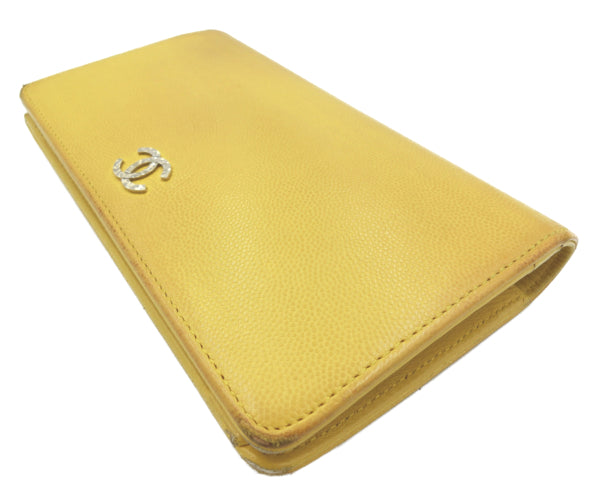 CHANEL シャネル キャビアスキン セブルガ 二つ折り長財布 中古 1