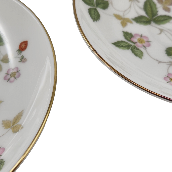 WEDGWOOD ウェッジウッド ワイルドストロベリー カップ＆ソーサー ペア 2客セット 中古 1