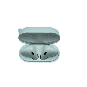 Apple AirPods with Charging Case 中古 1